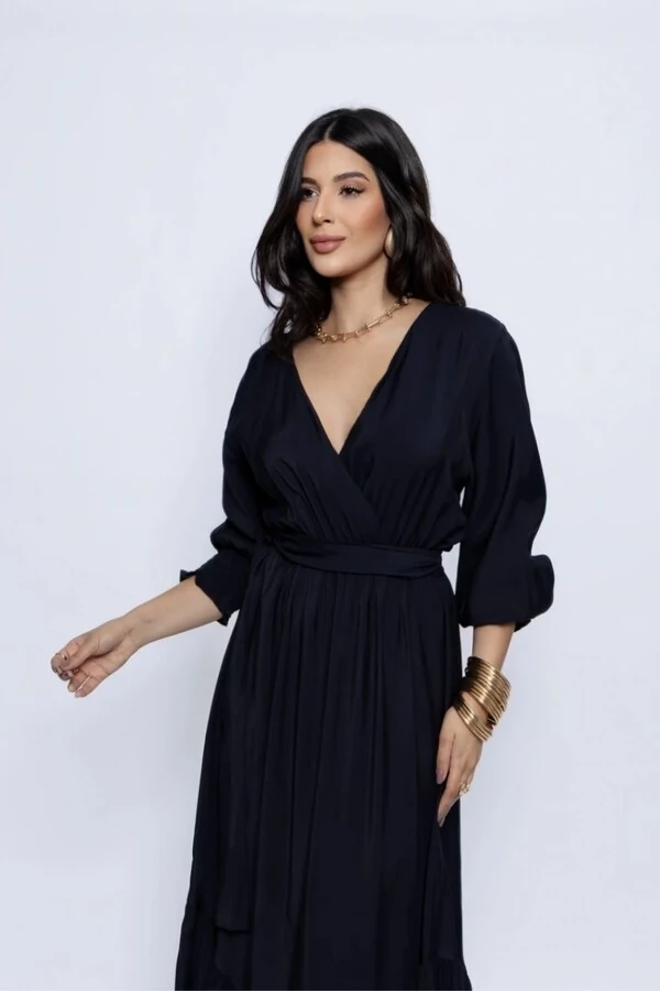 Vestido Decote Transpassado Detalhe Maria