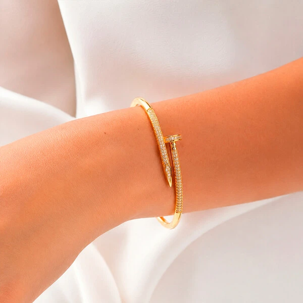 Bracelete Prego Majesté Cravejado Ouro Amarelo 18K