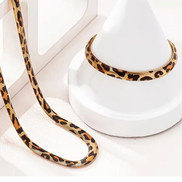 Colar Cobra Sucuri Gold em Malha Italiana