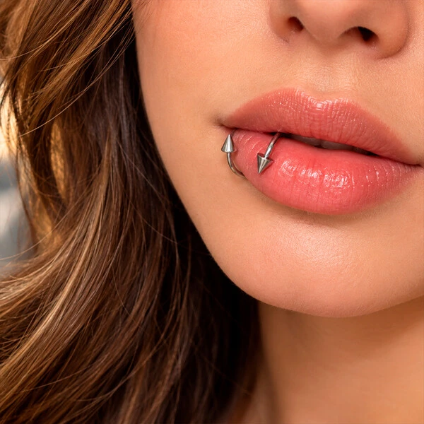Piercing Espiral Twister Flecha Aço Inox Cirurgico