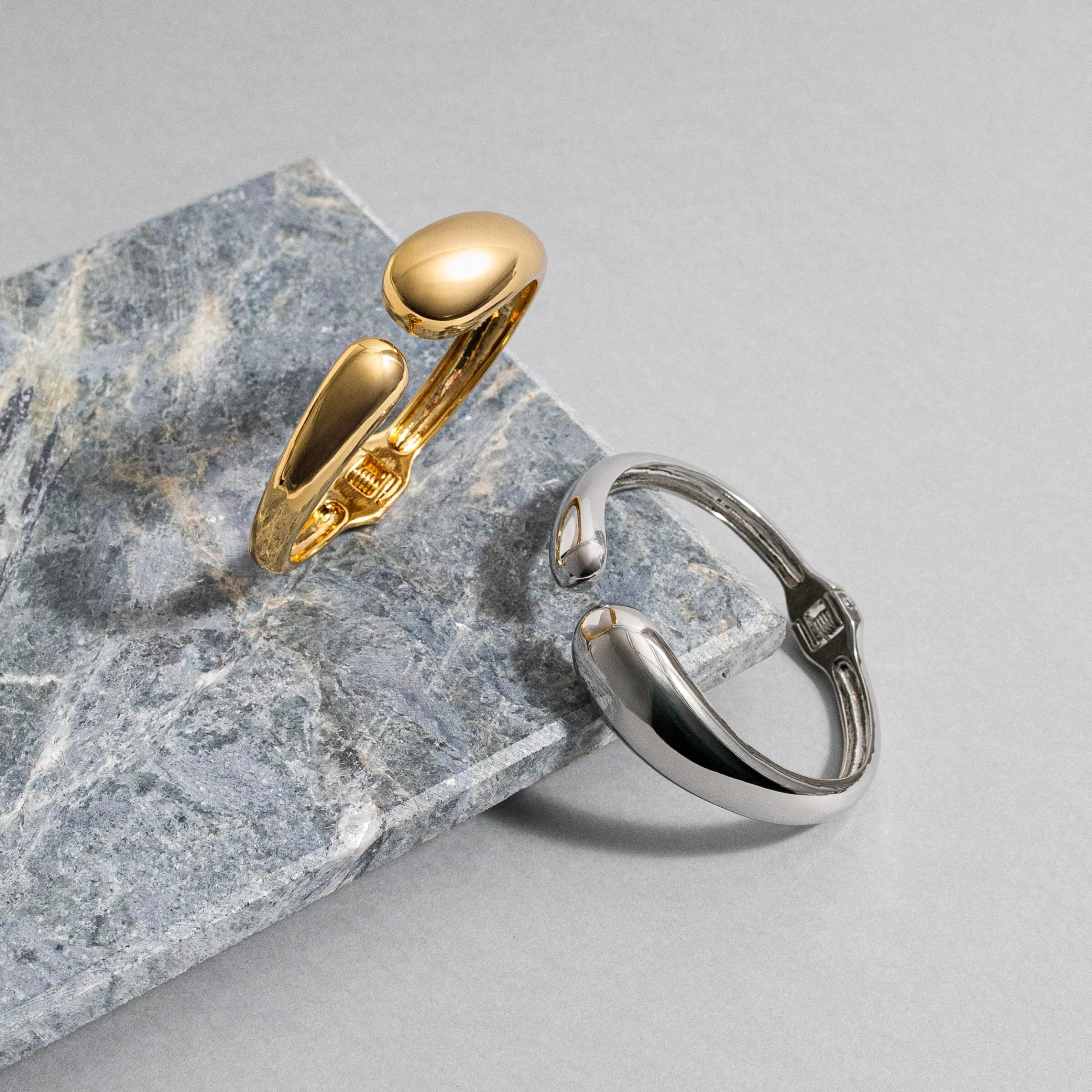 FotoPulseira bracelete Ada liso ródio branco