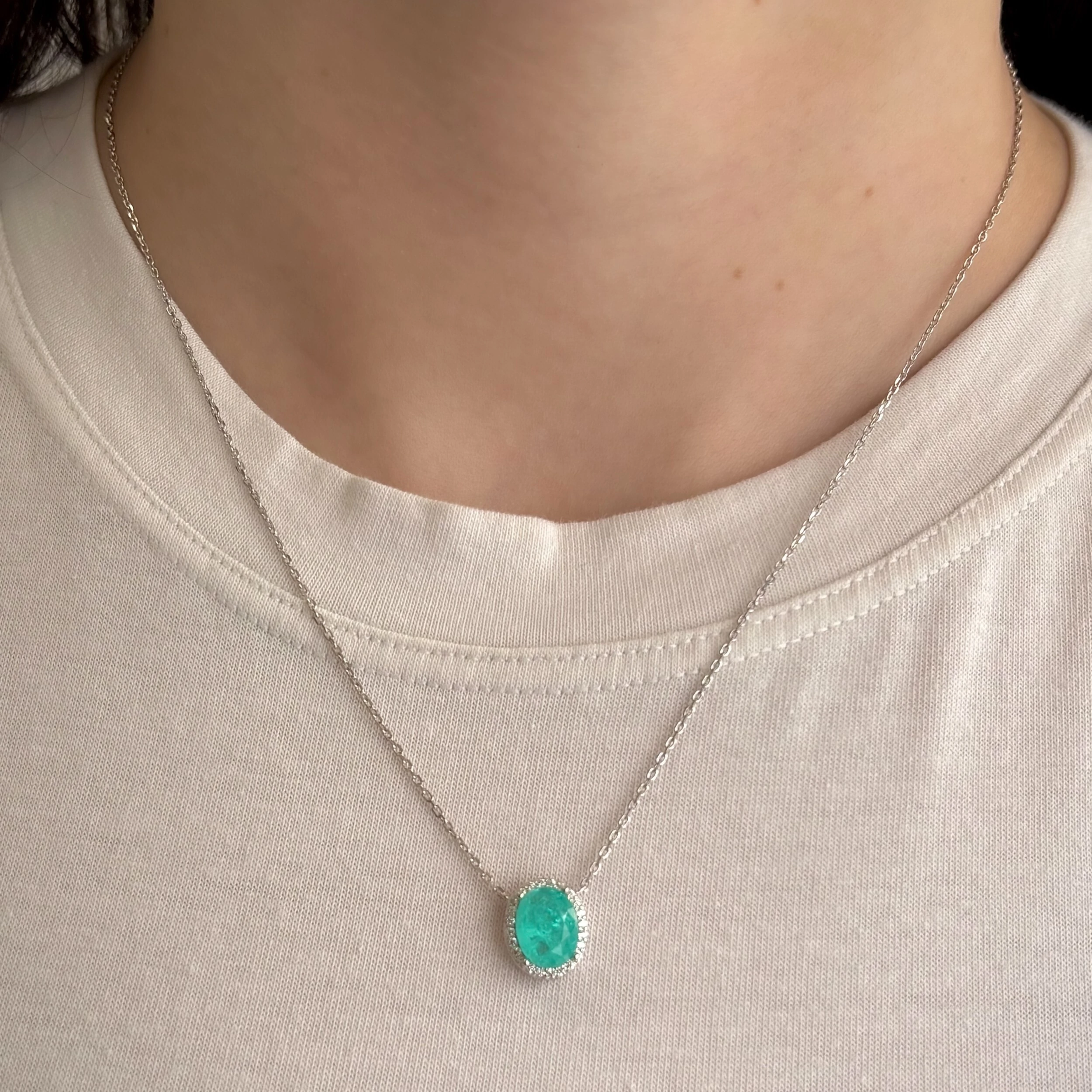 FotoColar Ellie oval esmeralda colombiana fusion prata 925