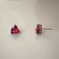 Brinco trillion zircônia turmalina pink prata 925 (8mm)