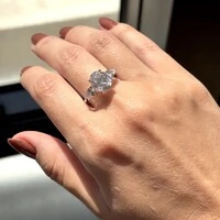 Anel Blake oval zircônia branca prata 925