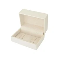 Caixinha para aliança em courino e veludo off-white