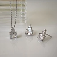 Colar Tróia zircônia branca ródio branco