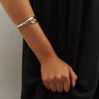 Pulseira bracelete Diana vazado liso ródio branco