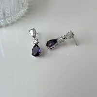 Brinco Alice gotas zircônia tanzanita ródio branco