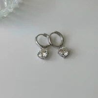 Brinco argola ponto luz Moissanite 1.0ct prata 925 (6.5mm)