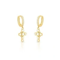 Brinco argolinha cruz com zircônias ouro