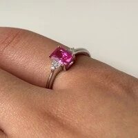 Anel Clara retângulo zircônia turmalina pink prata 925