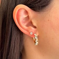 Brinco argola Lana zircônias água marinha ouro