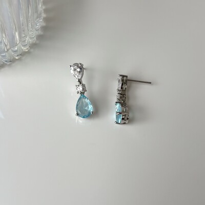 FotoBrinco Alice gotas zircônia água marinha ródio branco