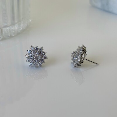 FotoBrinco Tayla cravejado com zircônias prata 925