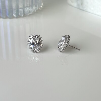 FotoBrinco Livia oval zircônia branca prata 925