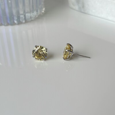 FotoBrinco redondo zircônia fancy yellow prata 925 (10mm)