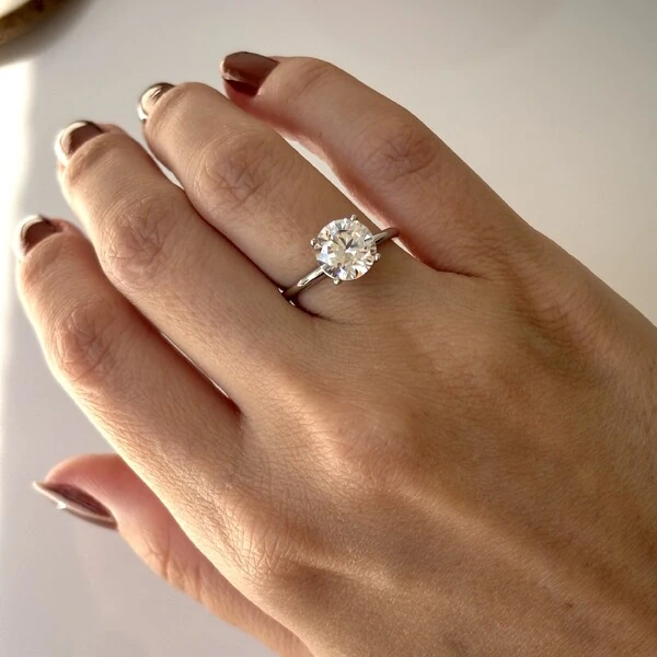 Anel solitário Ravena zircônia branca prata 925