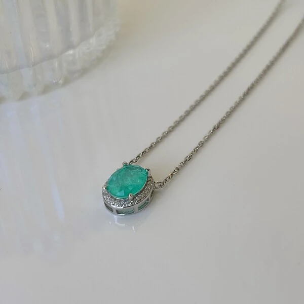 Colar Ellie oval esmeralda colombiana fusion prata 925
