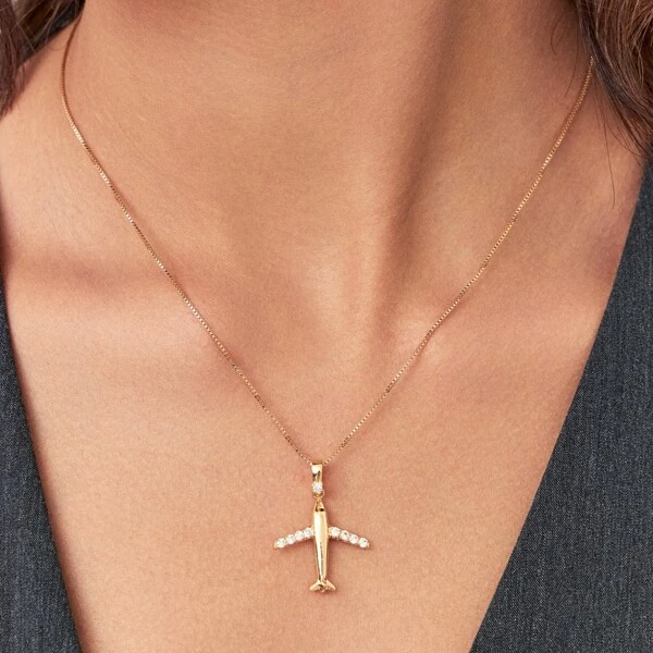 Colar avião cravejado zircônias brancas ouro