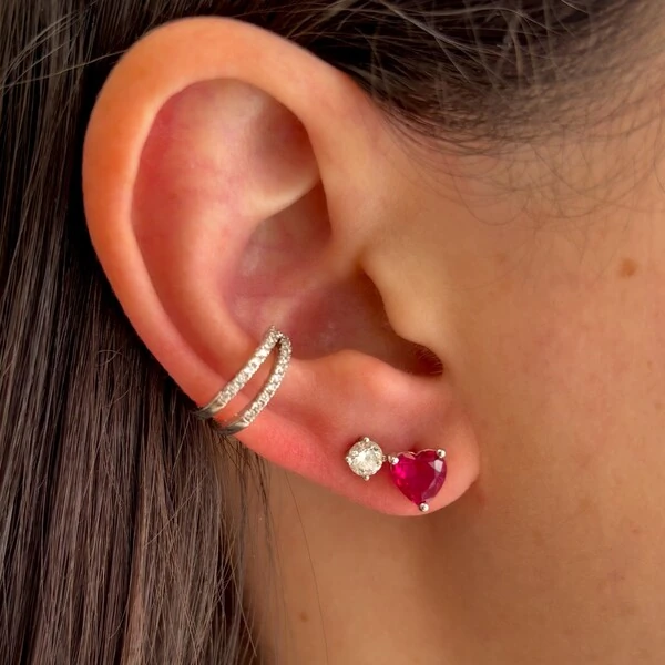 Brinco mini coração zircônia turmalina pink prata 925