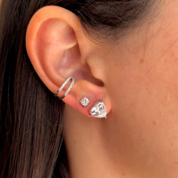 Brinco trillion zircônia branca prata 925 (8mm)