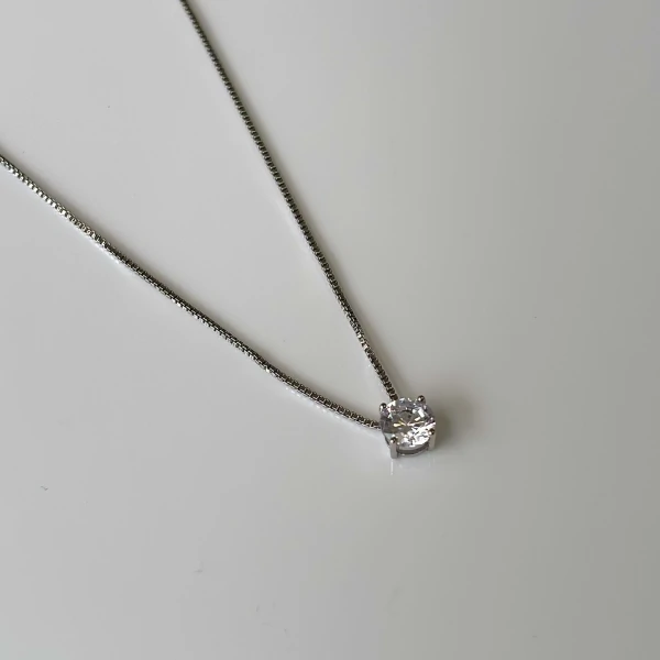Colar ponto de luz zircônia branca ródio branco (6mm)
