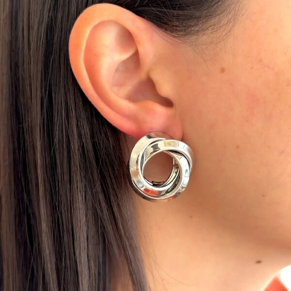 Brinco Georgia aros lisos ródio branco