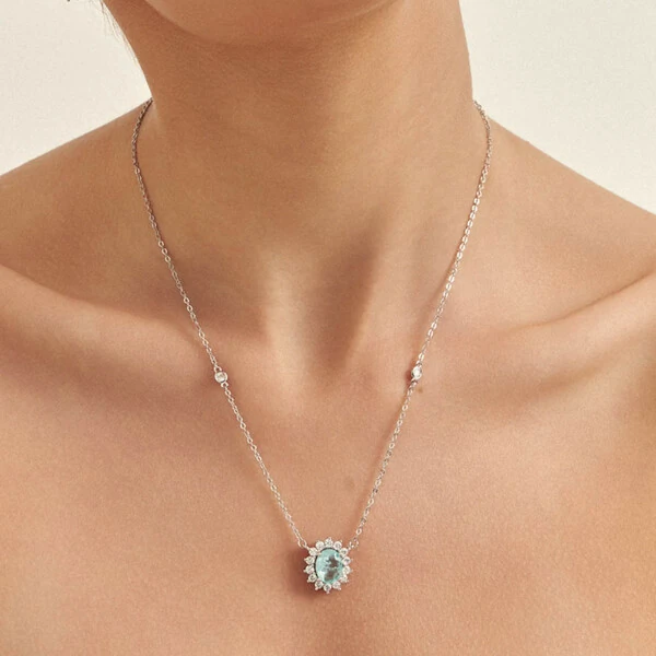 Colar oval Nara água marinha fusion cravejado ródio branco