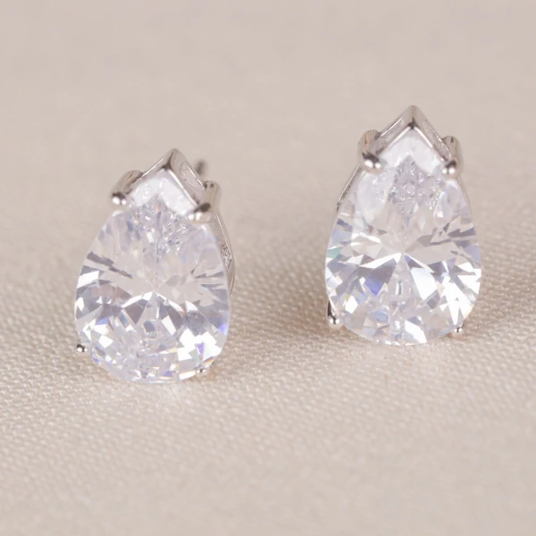 Brinco gota Ivy zircônia branca prata 925