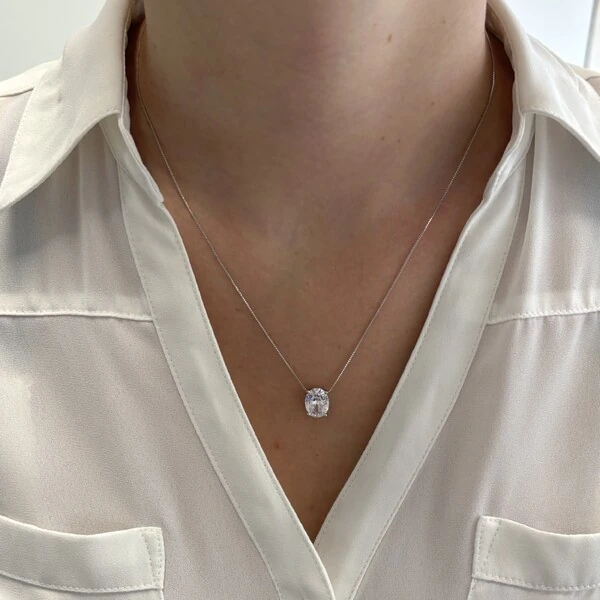 Colar oval Sasha zircônia branca ródio branco