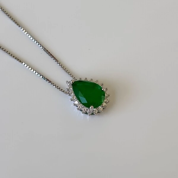 Colar Lola gota esmeralda fusion prata 925