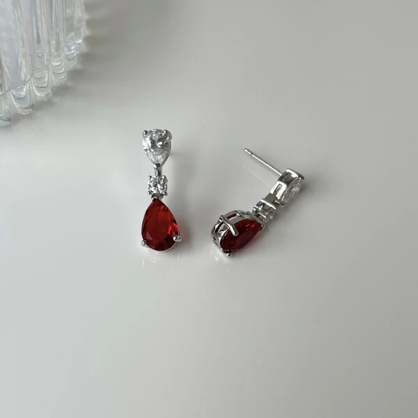 Brinco Alice gotas zircônia vermelha ródio branco