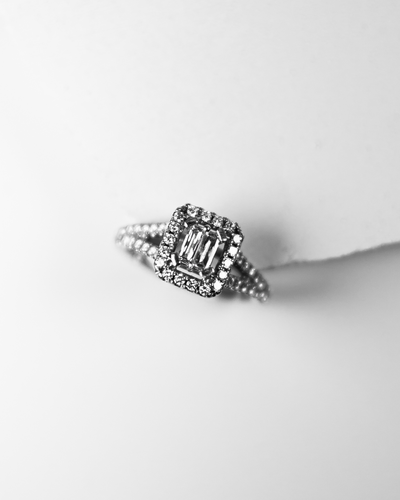 Foto Anel Ouro Branco 18k Com Diamantes