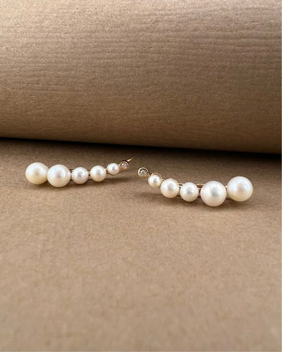 Foto Brinco Earcuff de Ouro 18K com Pérolas e Brilhantes