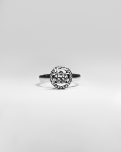 Foto Anel Ouro Branco 18k Com Diamantes Ilusion