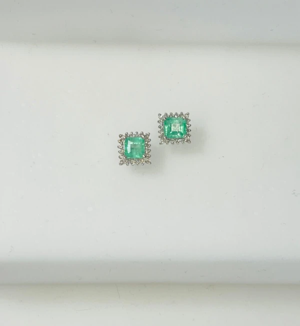 Brinco Ouro com Esmeraldas e Brilhantes