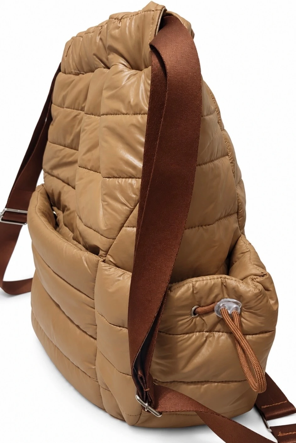 Foto Bolsa Mochila Puffer em nylon Caramelo