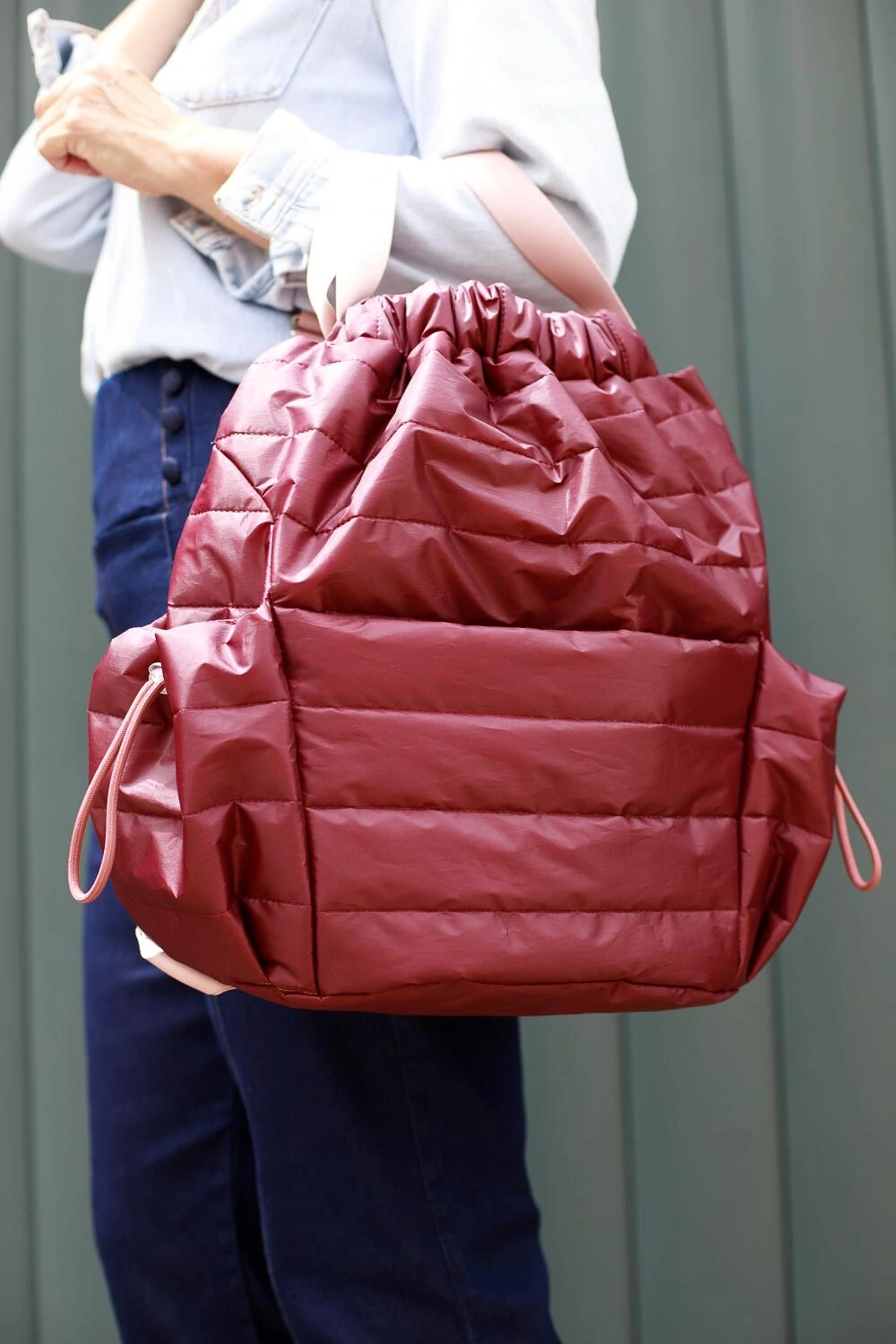 Foto Bolsa Mochila Puffer em nylon Bordô