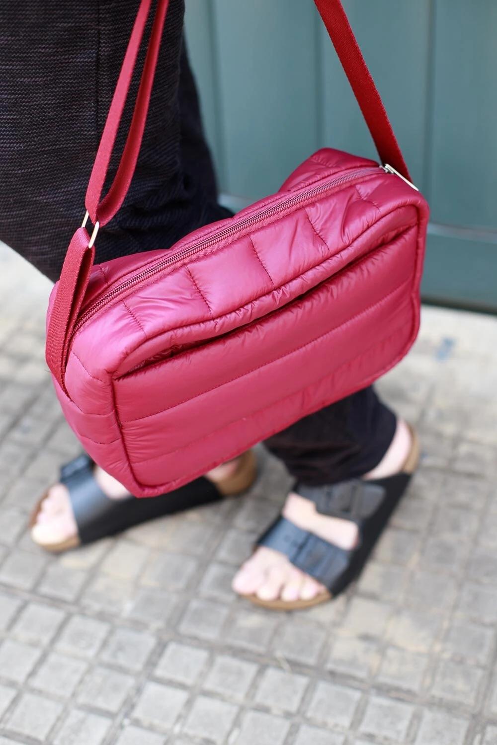 Foto Bolsa Transversal Puffer em Nylon Bordo