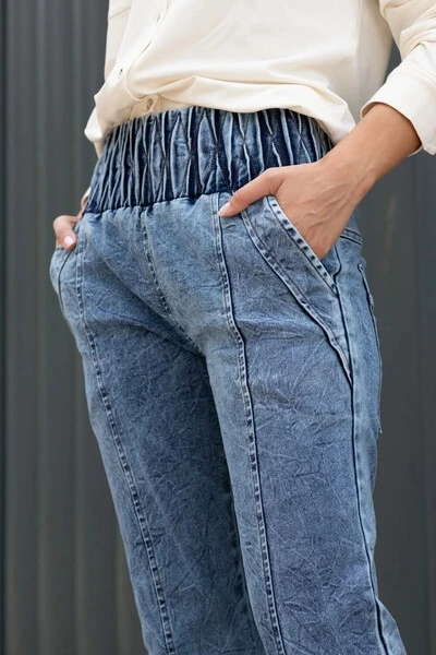 Foto Calça na malha jeans Stone Larissa