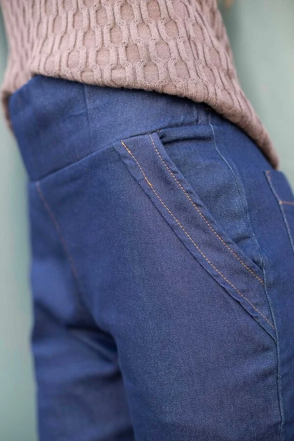 Calça malha jeans Betina Flare