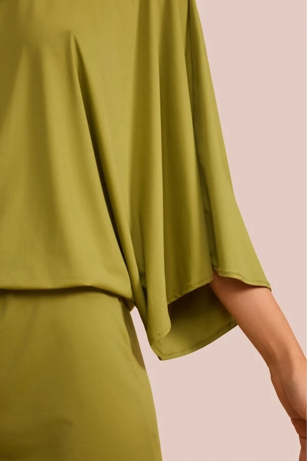Vestido de Praia Curto Luar Malha Verde Pistache