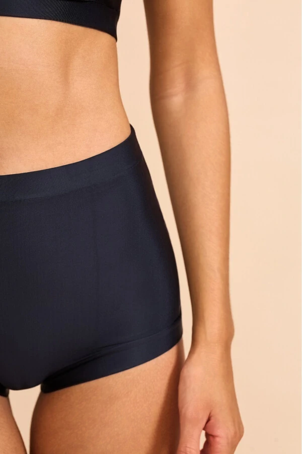 Calcinha Biquíni Pântano Preta