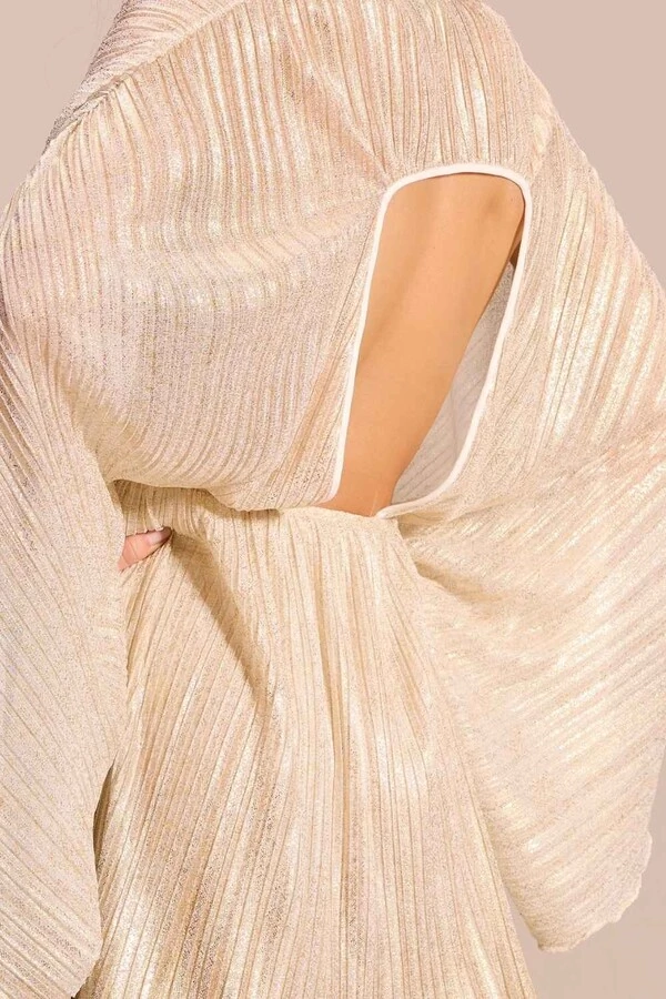 Saída Off-white e Dourado Antonela