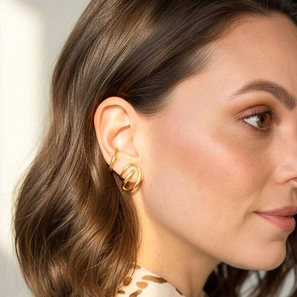 Brinco Ear Cuff Cintia