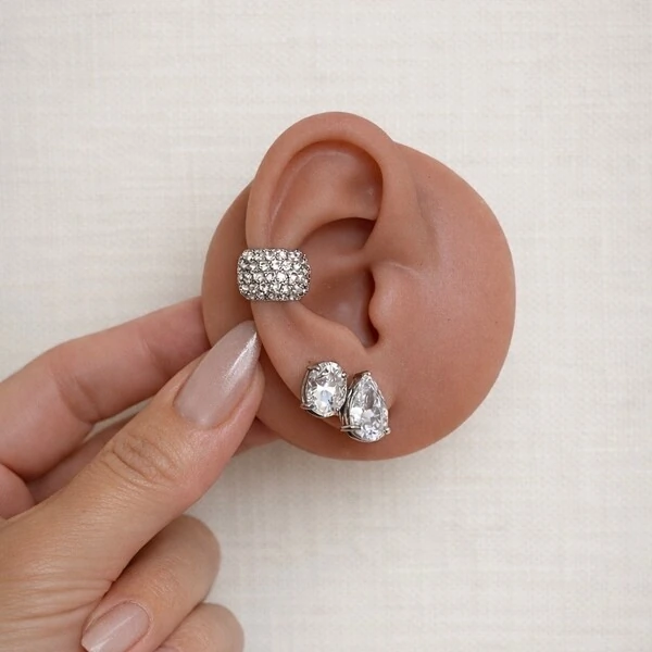 Brinco Ponto de Luz Essenza