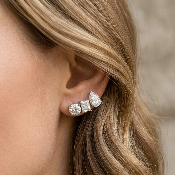 Brinco Ponto de Luz Essenza