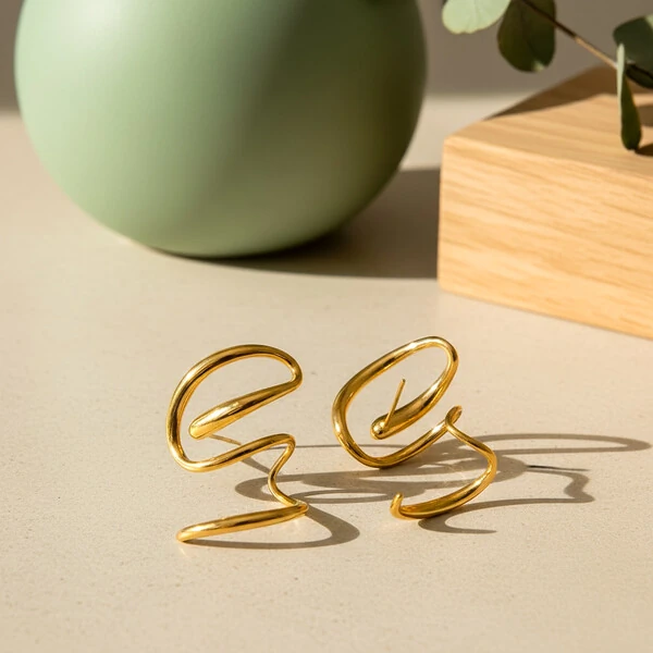 Brinco Ear Cuff Cintia