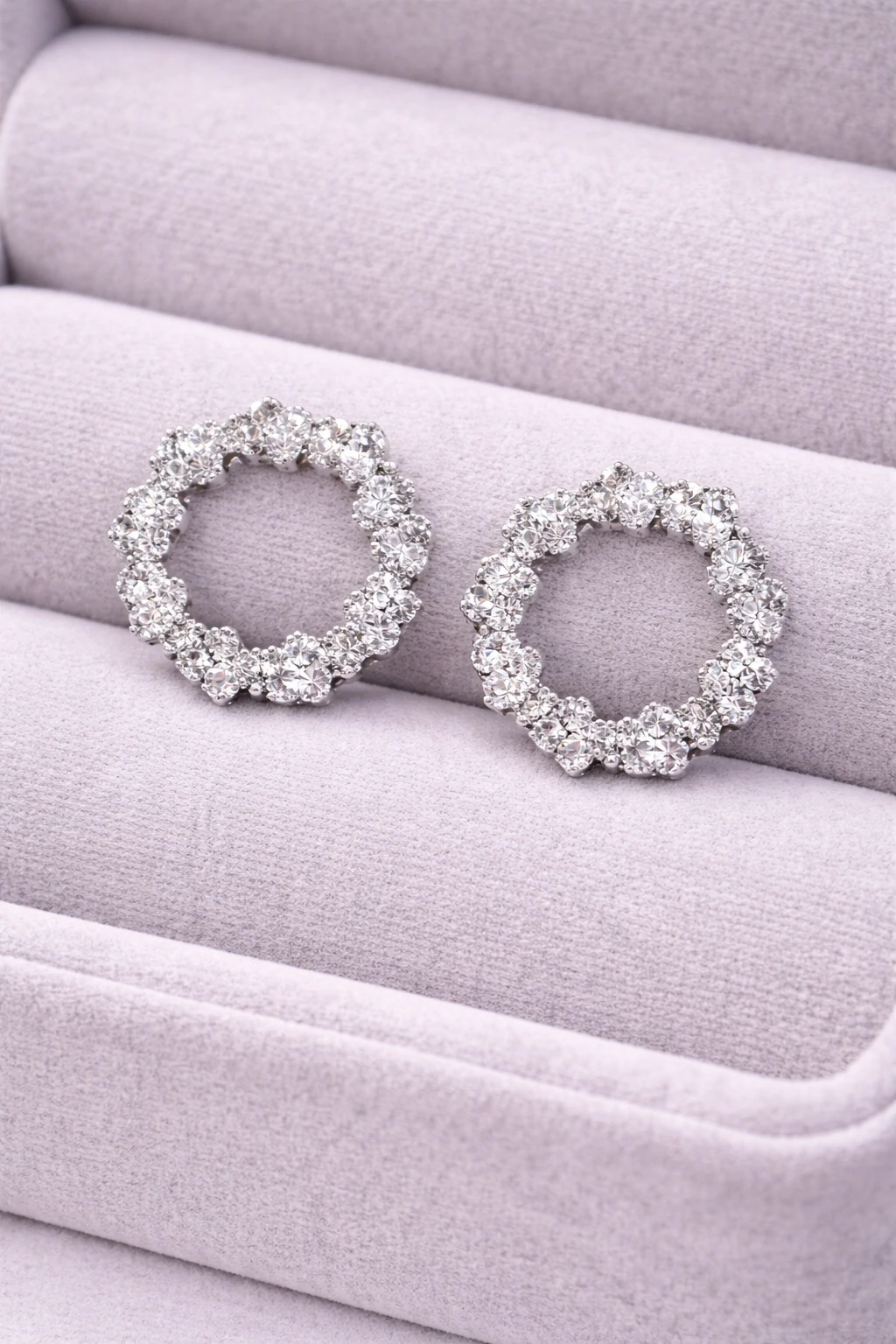 FotoBrinco Circular Cravejado Semi Jóia