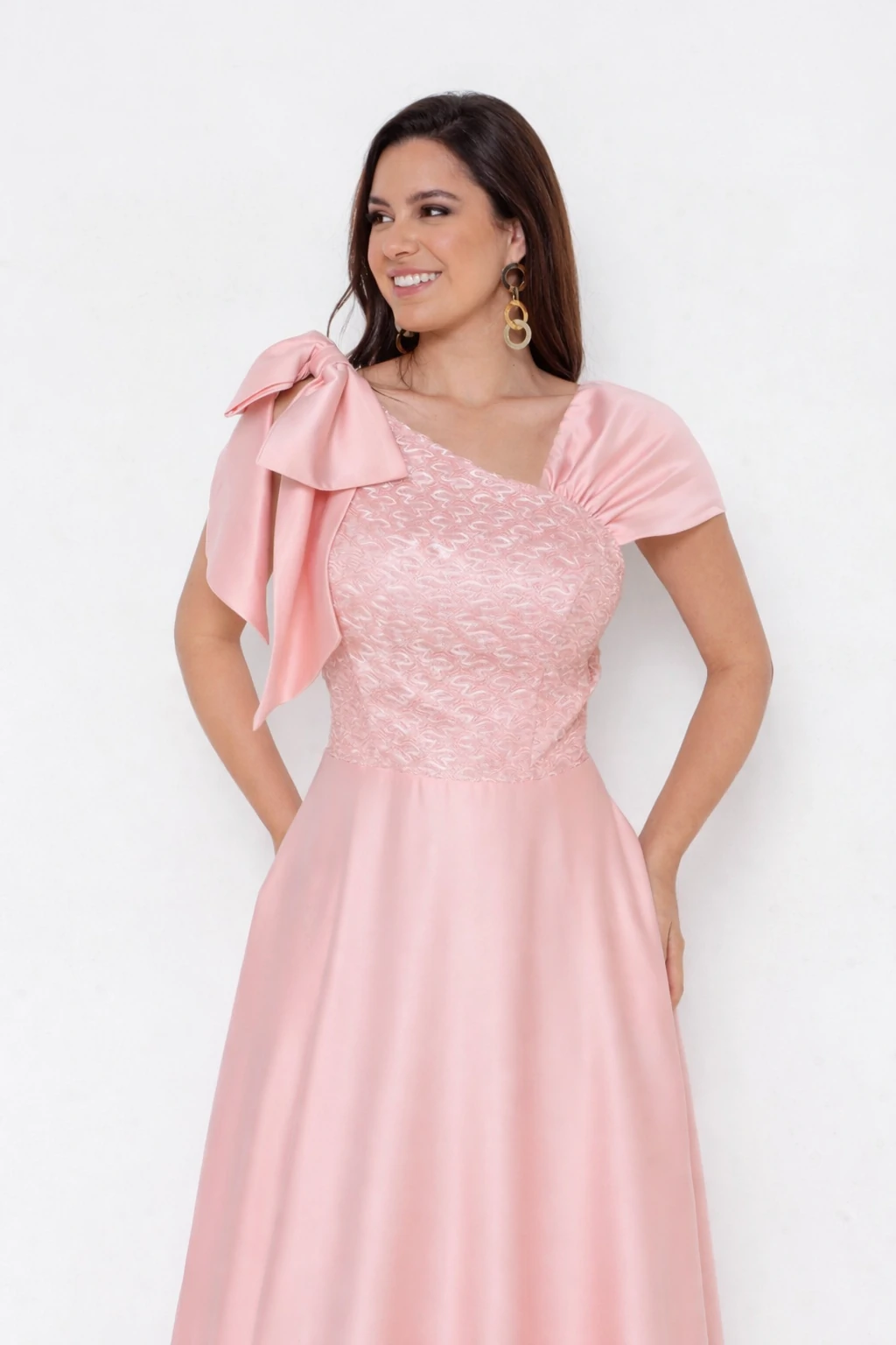 FotoVestido Josélia Em Crepe Indonésia